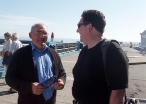 Charles Menzies et Robert Bouguéon, président du Comité local des pêches du Guilvinec